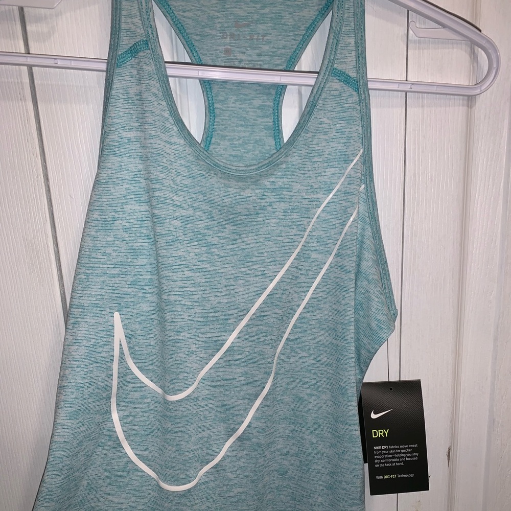 Girls drifit Nike tank